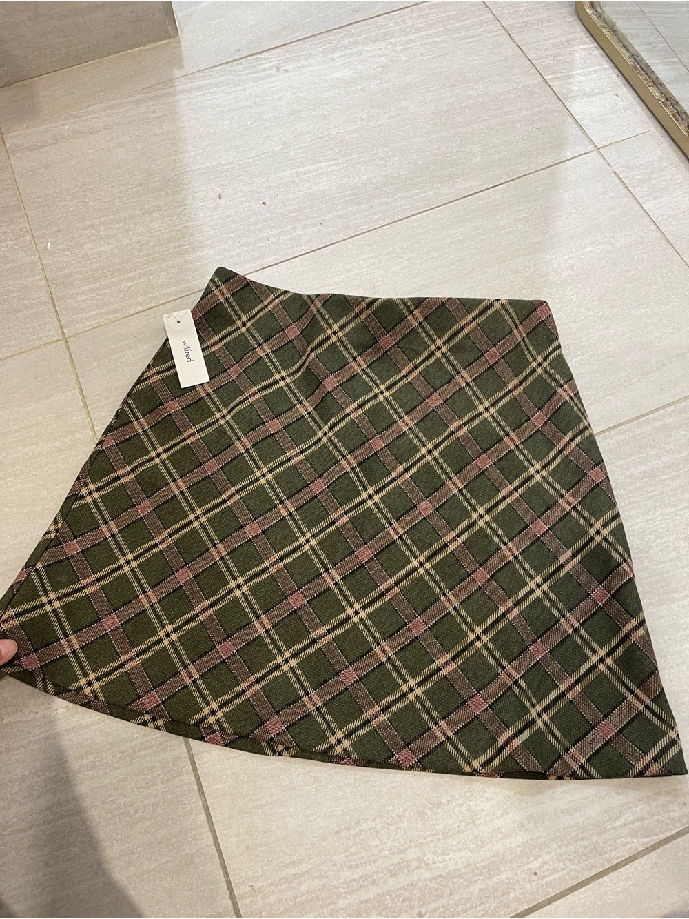 NWT Wilfred Classic Mini Plaid Skirt Size 4 Wool Fall Academia Preppy Green Pink - Picture 3 of 8
